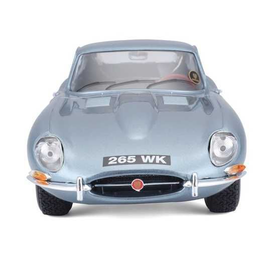 Автомодель - Jaguar E-Type Coupe (1961) (1:18) – купити з