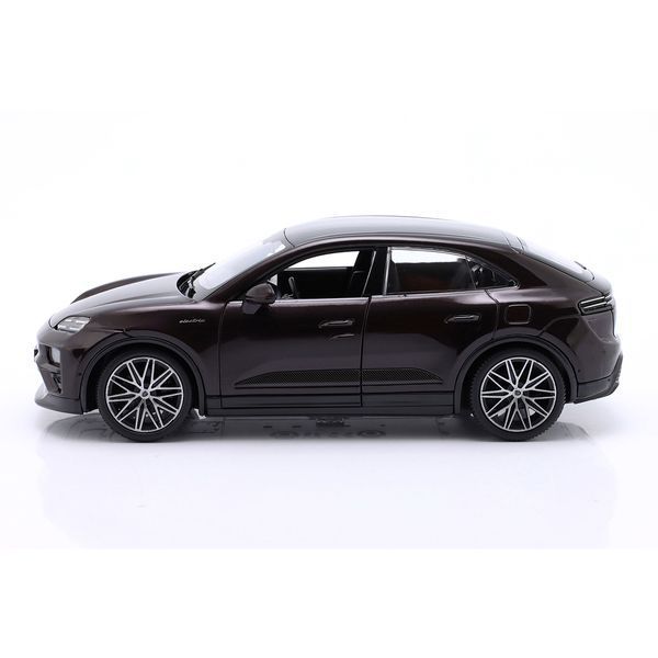Автомодель - Porsche Macan 4 Electric (чорний, 1:24) 18-21114 фото