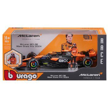 Автомодель з фігуркою - McLaren MCL38 (1:24) (в асортименті) 18-28040 фото