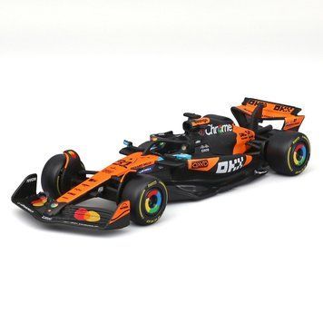 Автомодель - McLaren F1 MCL39 (2025) (1:43) 18-38248 фото