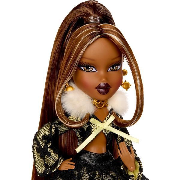 Ігровий набір з лялькою Bratz серії Stylin' Birthday &mdash; Саша 596042 фото
